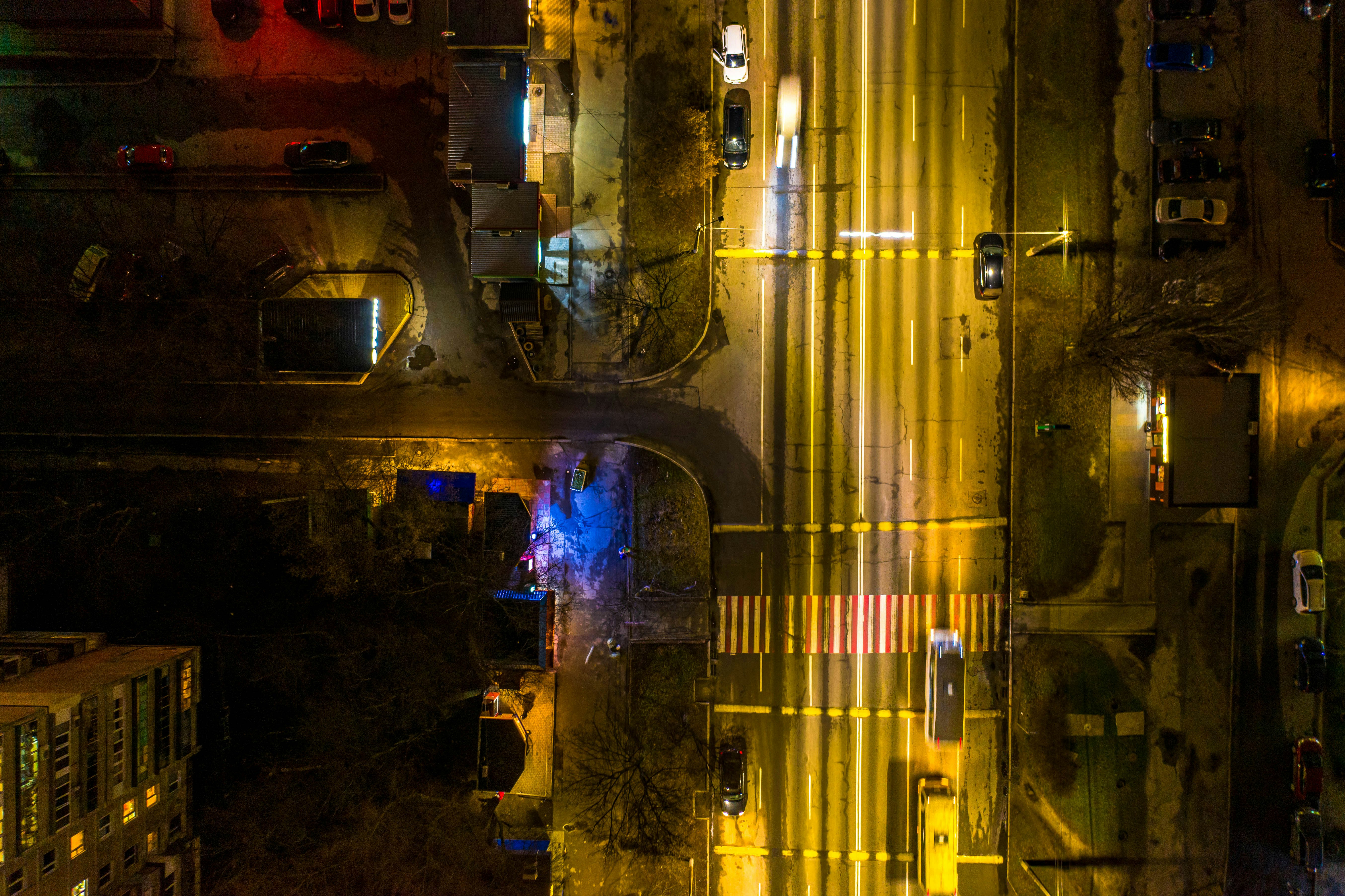 yellow and red lights on tunnel